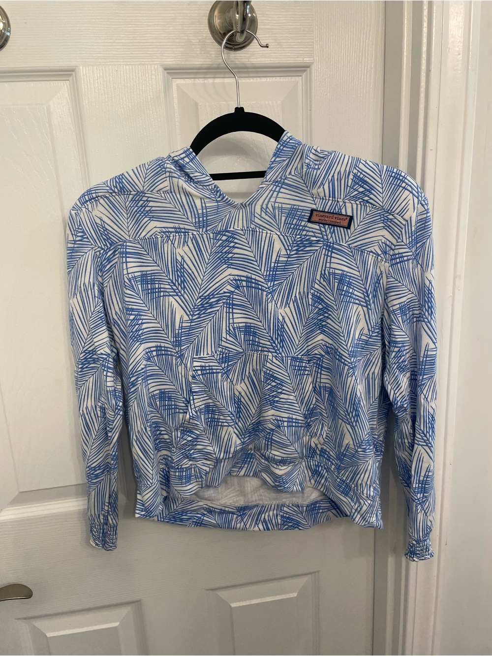 Vineyard Vines Martha’s Vineyard Blue and White Palm Print Hoodie Sweatshirt